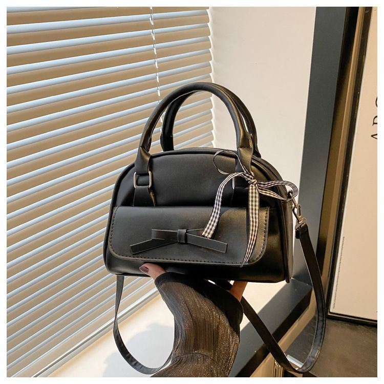Borsa a tracolla piccola ed elegante di alta qualità per donna, estate 2025, nuova moda, design di nicchia, borsa da bowling_voghion.com