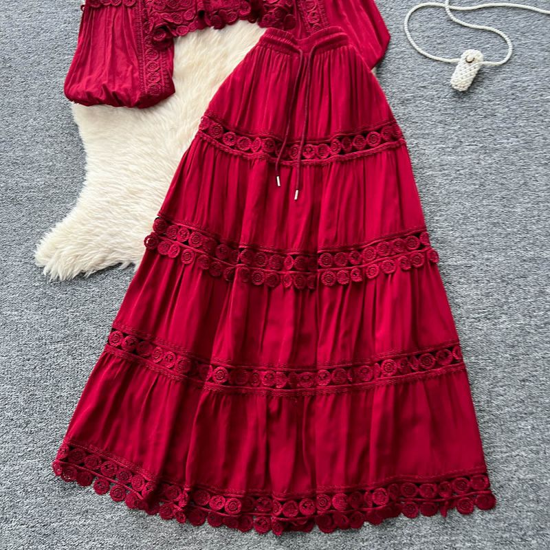 French Retro Heavy Hollow Lace Splicing Lantern Sleeve Short Shirt High Waist Big Swing Skirt Autumn Suit_voghion.com