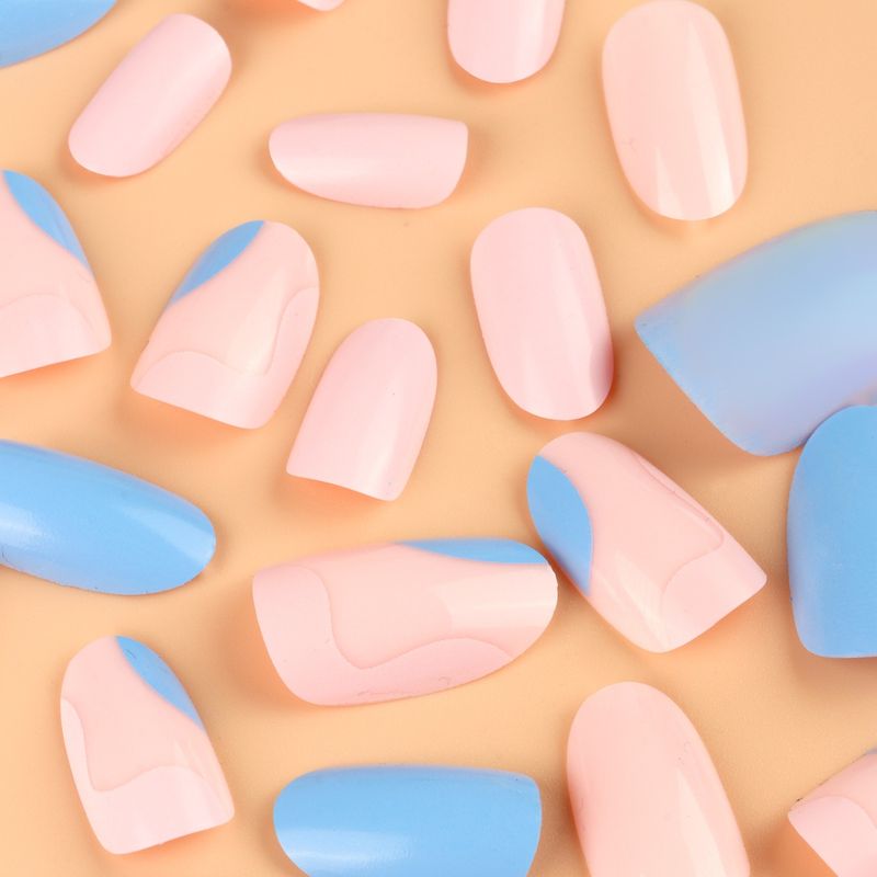 Ovales Tragen von doppelfarbigen Press-on-Nägeln, künstliche Nagelpflaster_voghion.com