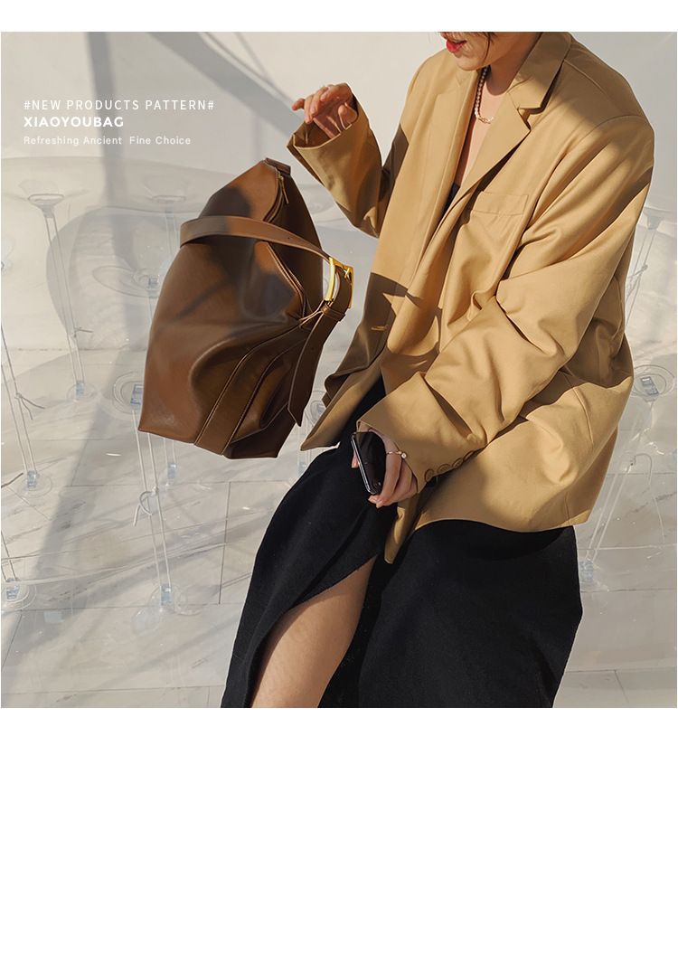 Vielseitige weiche Ledermode Casual für Damen Herbst 2024 Neue Instagram-Tragetasche mit großer Kapazität, ungewöhnliche Umhängetasche_voghion.com