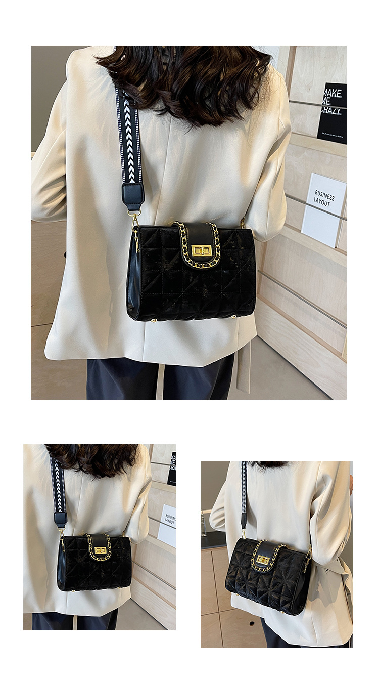 Borsa a tracolla da donna alla moda 2024 primavera nuova moda rete versatile rossa con tracolla piccola quadrata larga diamante_voghion.com
