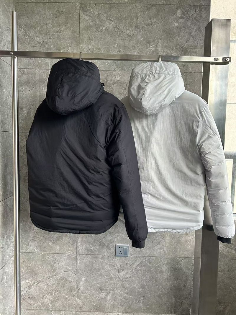 Men's Lightweight Down Jacket With Hood - 550 Fill Power Duck Down, Waterproof & Windproof, Slim Fit For Winter Outdoor Activities_voghion.com