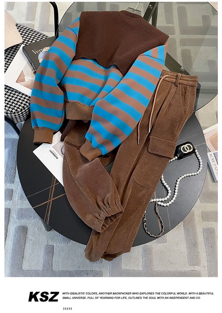Damenbekleidung Lässiger Anzug im Herbst und Winter, modisch und stilvoll, altersreduzierendes gestreiftes Oberteil, Schalkragen und Cordhose, dreiteiliger Anzug_voghion.com