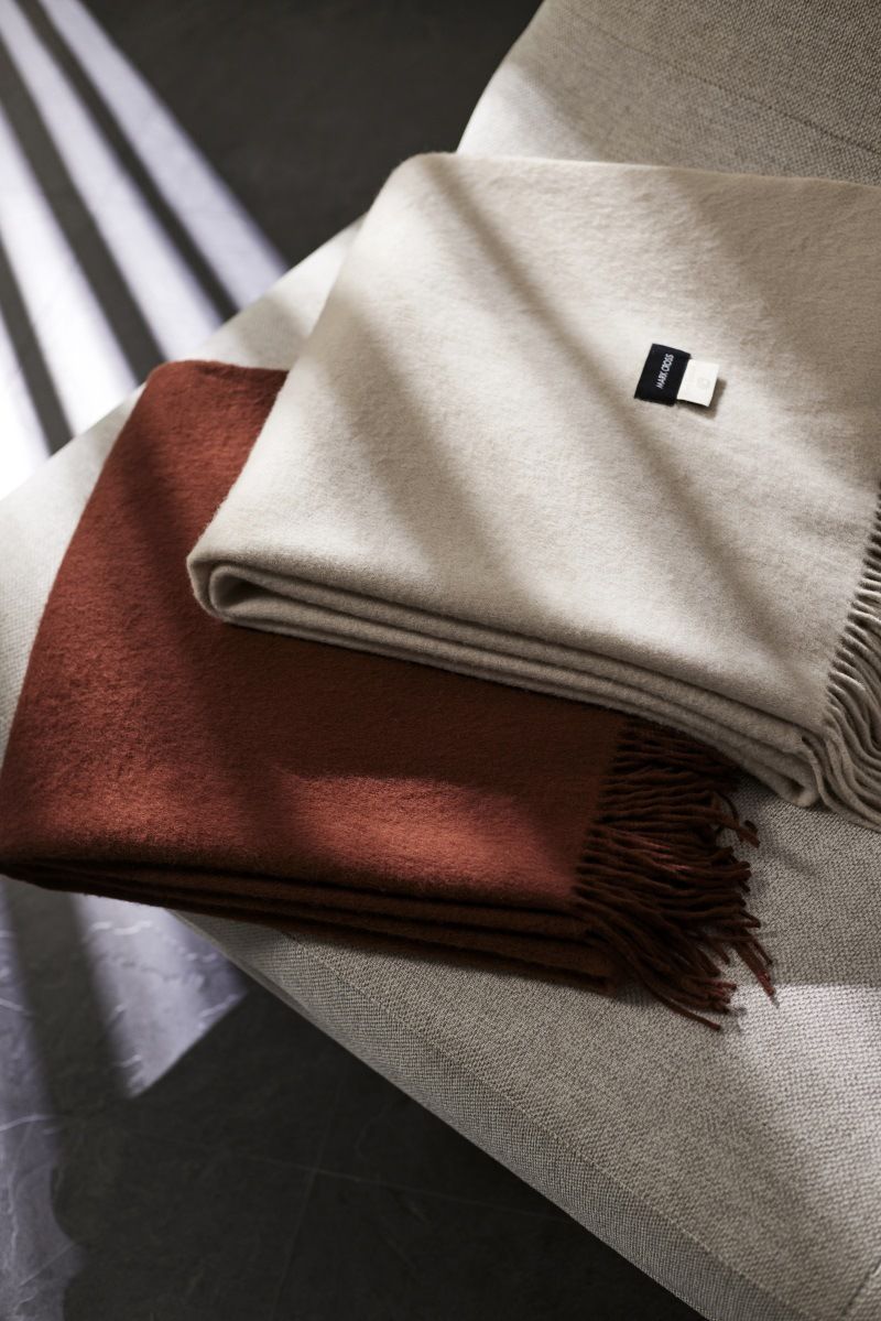 Simple Soft Enjoyment French Light Luxury Wool Cashmere Warm Sofa Nap Four Seasons Throw Air Conditioning Blanket_voghion.com