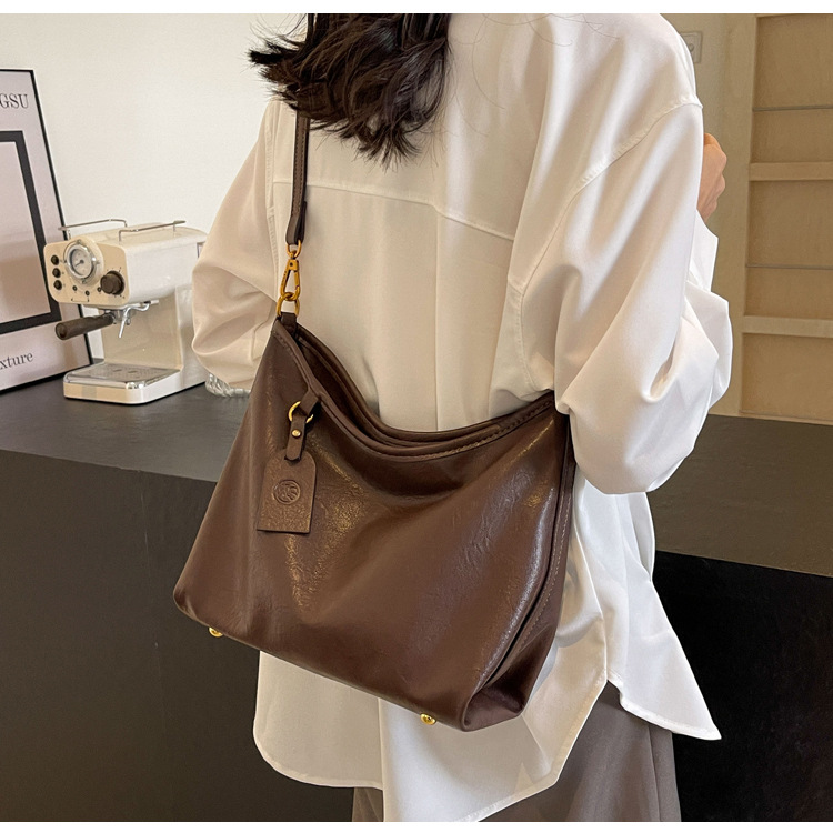 Borsa a tracolla ascellare da donna in morbida pelle Premium 2024 Borsa a tracolla versatile di nuova moda Borsa a tracolla di grande capacità_voghion.com