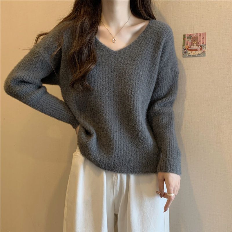 Suéter feminino verde de veludo com decote em V, estilo solto e descontraído, camisa de base macia e quente, outono e inverno, estilo Hong Kong_voghion.com