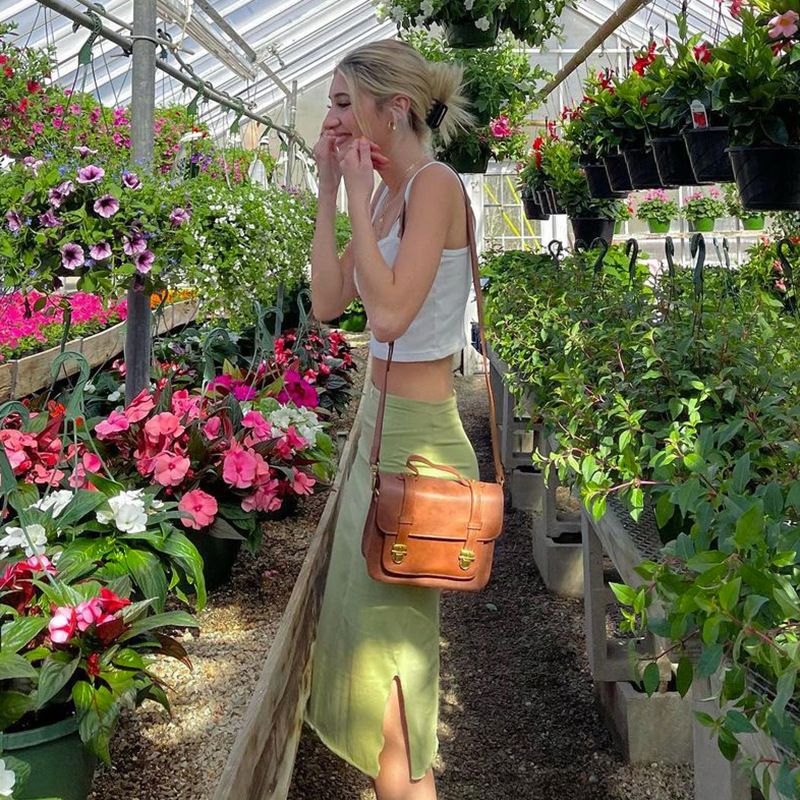 Plus Nine W21SK201 Summer New Low Waist Solid Color Side Split Wooden Ear Edge Wrapped Hip Women's Half Skirt_voghion.com