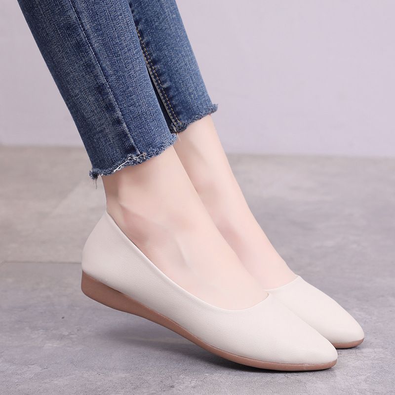Autumn Essentials Women's Pointed-toe Ballet Flats_voghion.com