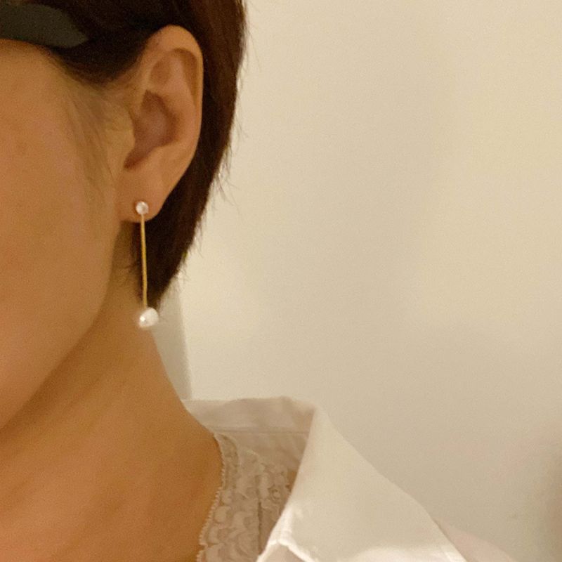 Dangling Pearl EarringDangling Pearl Earring_voghion.com