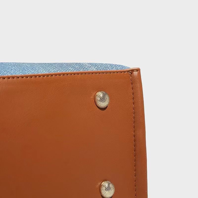 2025 Spring And Summer Artist Small Hobo Denim Graffiti Shoulder Crossbody Bucket Bag Fashion Hundreds Casual Daily Niche Personalized Commuter_voghion.com