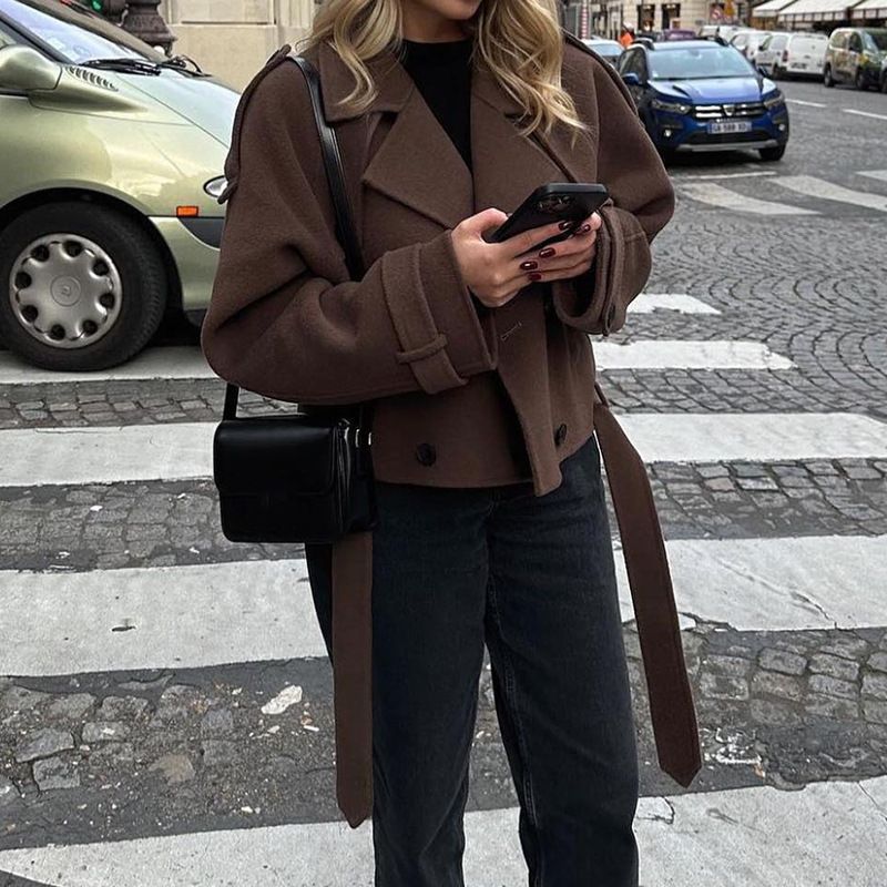 Abrigo largo de mezcla de lana para mujer: abrigo de invierno clásico estilo gabardina con solapa de muesca y diseño cruzado._voghion.com