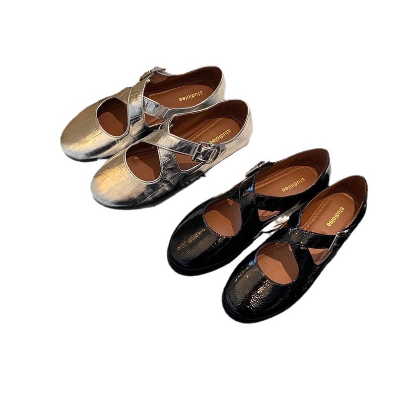 Scarpe singole indossabili Four Seasons 2025, nuove Mary Jane da donna con cinturino incrociato, punta tonda e argento, suola piatta e bassa_voghion.com
