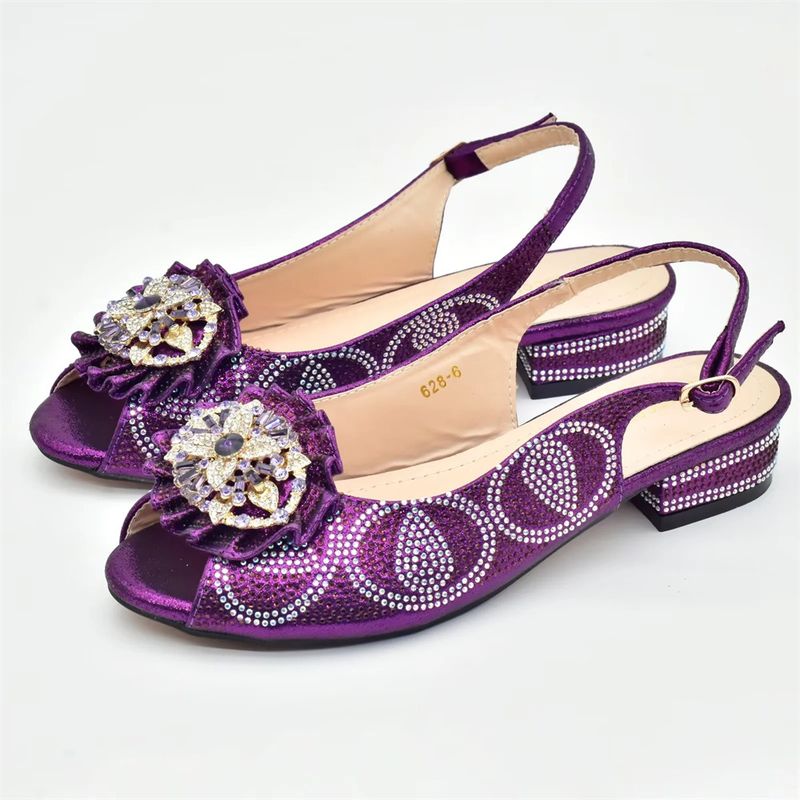 Women's low heeled sandals with evening bag matching drill button_voghion.com