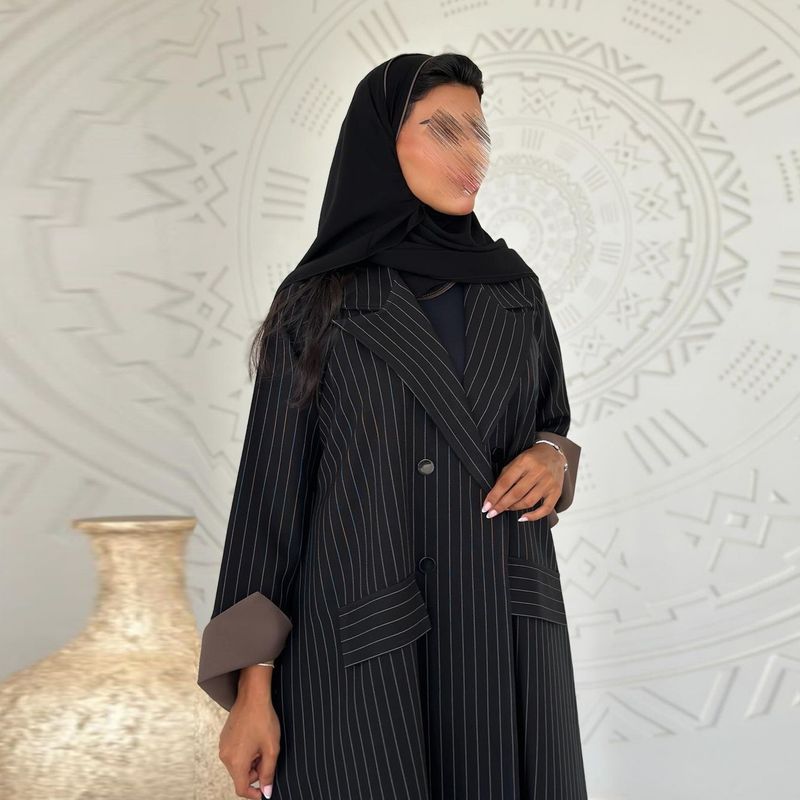 Damenbekleidung Elegantes gestreiftes Abaya-Kleid – schlichter langärmliger Kaftan mit Knopfleiste vorne für Arbeit und Reisen_voghion.com