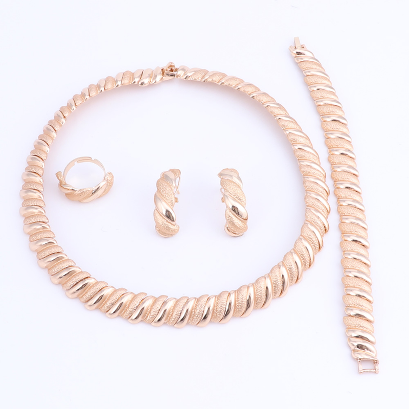 Italienisches goldfarbenes Schmuckset mit Halskette, Ohrringen, Armband und Ring, afrikanisches Brautmotiv für Damen, Hochzeitsparty-Geschenke_voghion.com