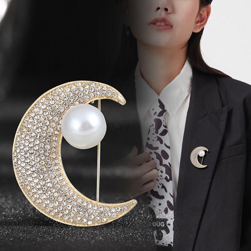 Brooch for women, moon rhinestone, temperament, niche design, corsage, anti exposure pin, shirt fixed clothing accessories, collar pin_voghion.com