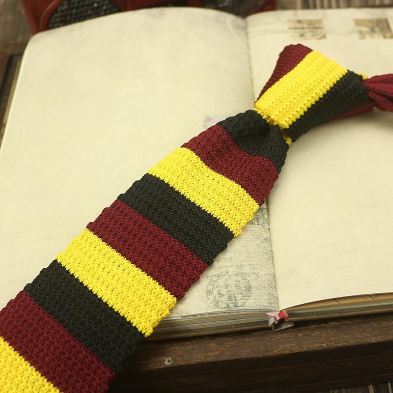 Cravatta per uomo, casual, versatile, stile college, da 6 cm, motivo floreale, a righe orizzontali colorate, lavorata a maglia, colore caffè_voghion.com