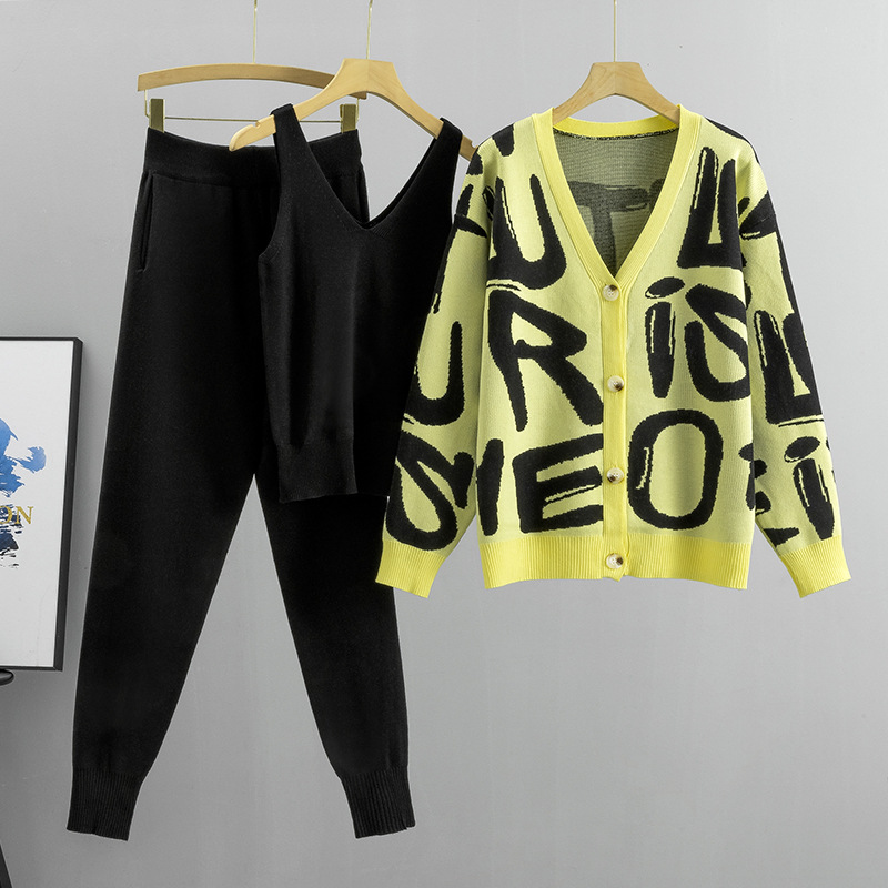 Costume tricoté fin de style occidental pour femmes, costume trois pièces décontracté à la mode pour automne et hiver, tendance de tempérament_voghion.com