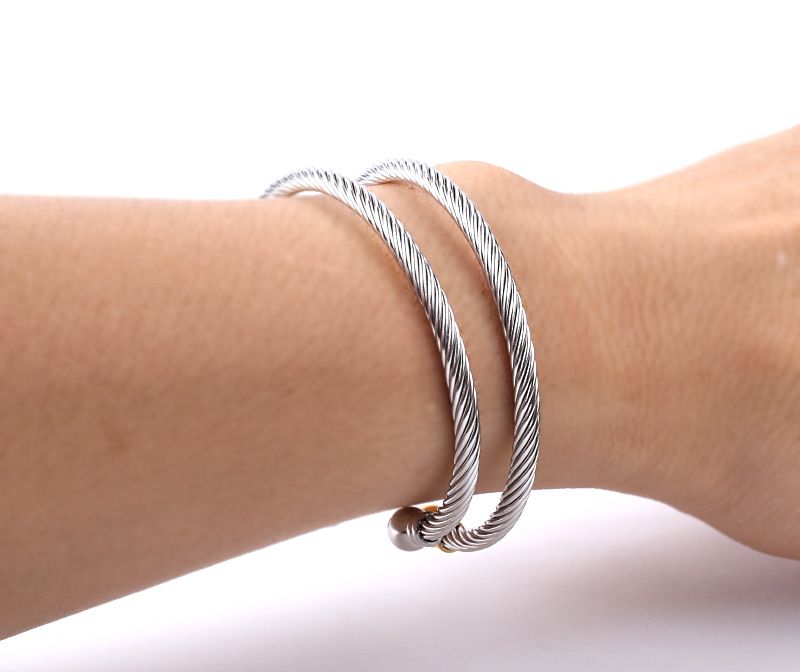 Moud Titan Stol Armband Fra Bijouen Verdrehte Drot C-fërmeg Twist Armband Vergoldete Boutique Koppel Bijouen_voghion.com