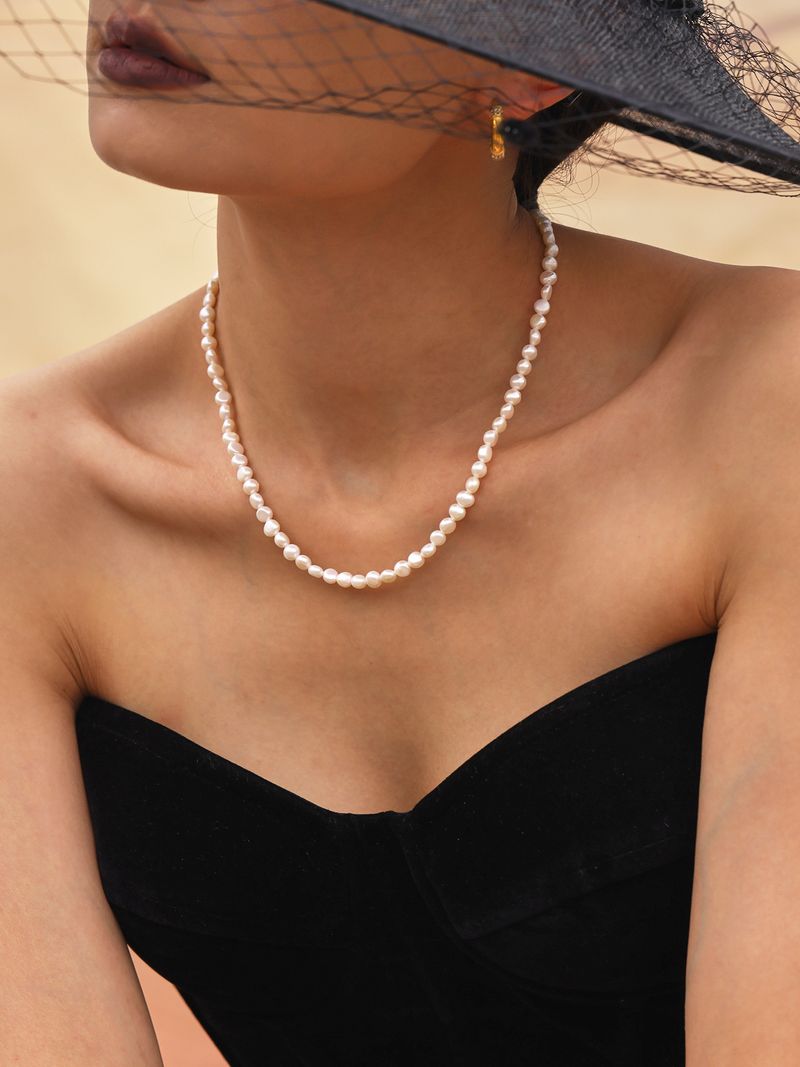 Women's Jewelry Elegant French Style Freshwater Pearl Necklace Handcrafted Beaded Luxury Choker For Women Texture Clavicle Chain Female Jewelry_voghion.com