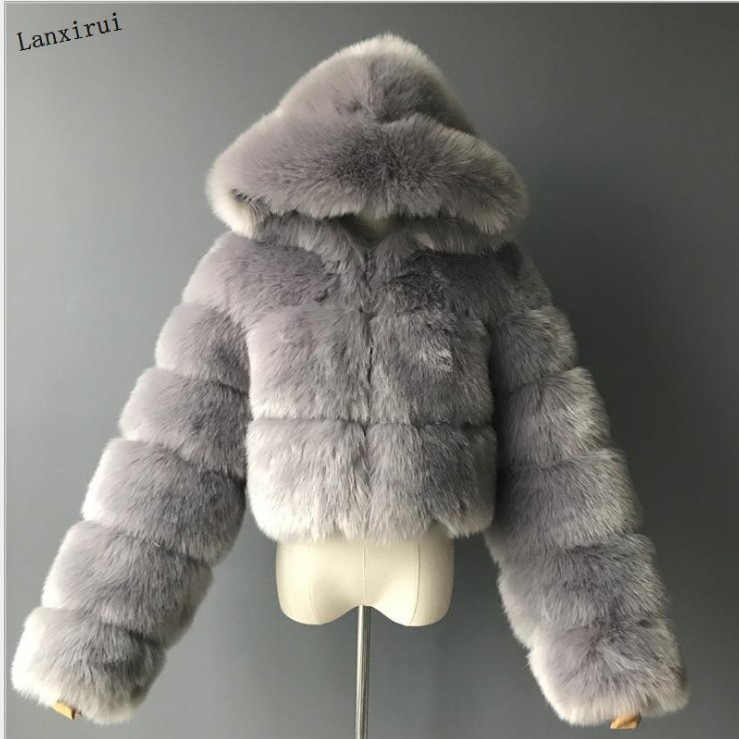 Dammode, kort huva med lapptäcke i tre sektioner_voghion.com