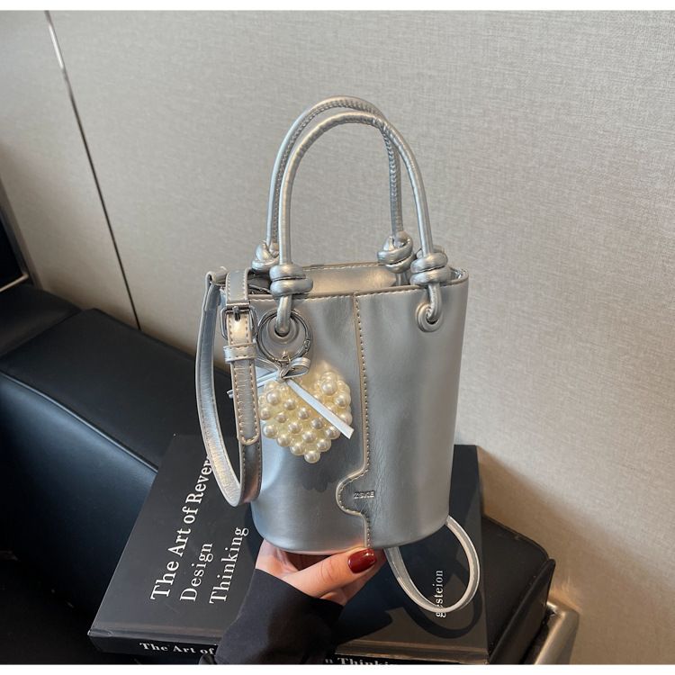 Women's Bucket Bag Stylish Silver Spice Single Shoulder Crossbody Bag With Retro Texture Carrying Bucket Bag_voghion.com