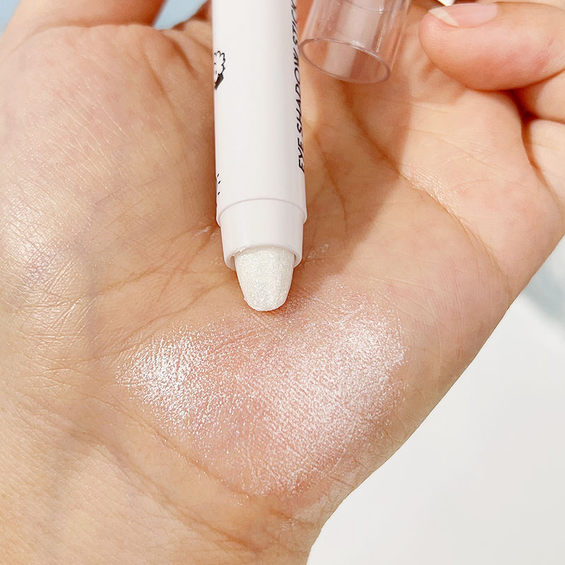 Pearlescent Highlight Waterproof Eyeshadow Pencil Stick Lasting Glitter Shimmer Eye Shadow Pen Eyeliner St liner_voghion.com