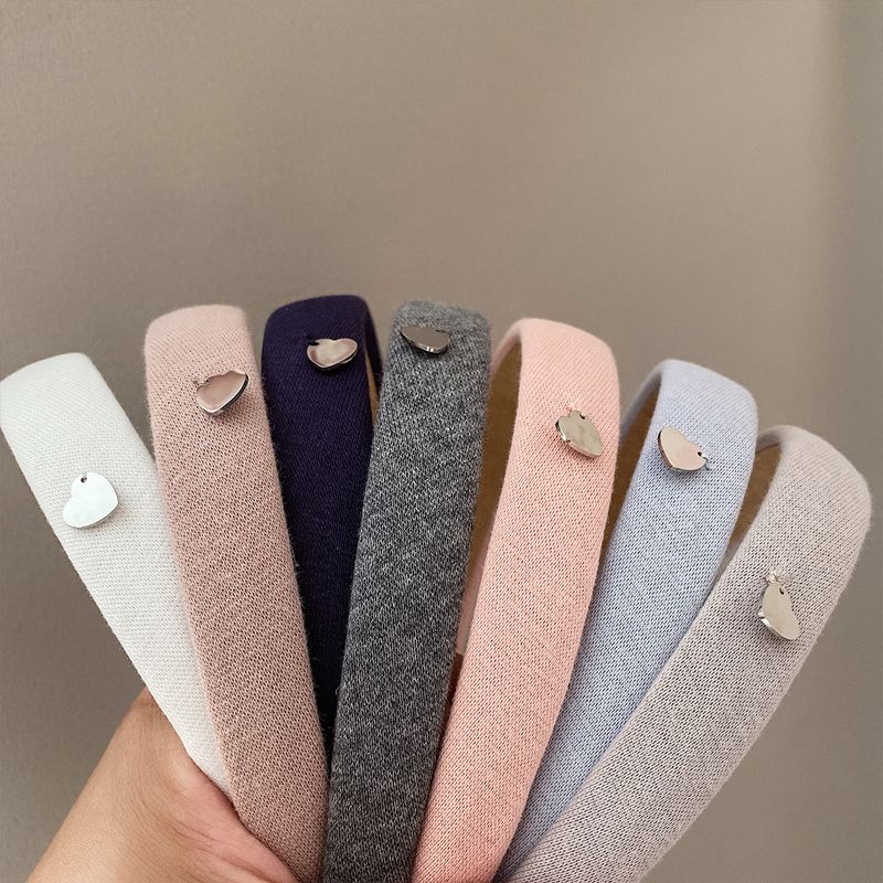 Neues, hochwertiges, gestricktes Haarband im französischen Stil mit Herzanhänger, dünnes Haarband für Frauen, Internet-Promi-Haar-Accessoire zum Waschen des Gesichts_voghion.com