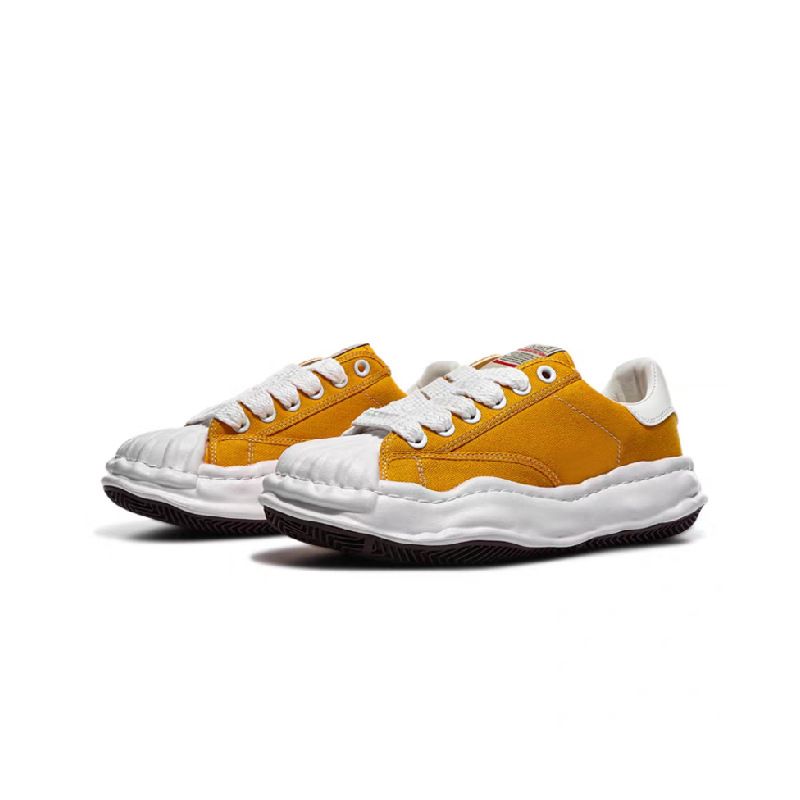 Nuove scarpe da ginnastica bianche in tela con suola spessa, da uomo e da donna, con grande testa e crema, per sport e tempo libero_voghion.com
