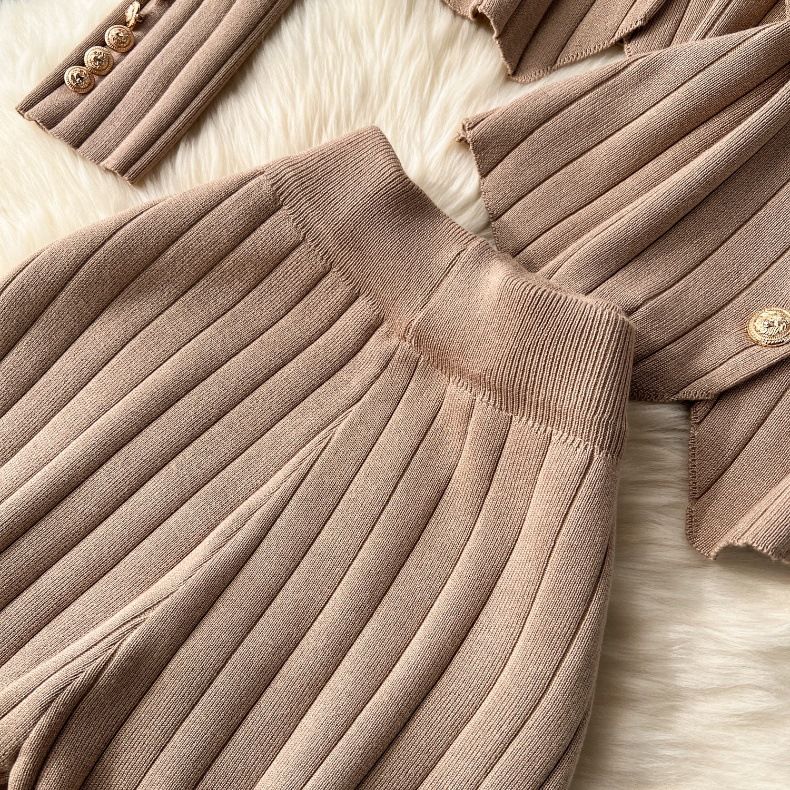 Women's Clothing Metal Buckle Vest Versatile Knitted Cardigan Wide Leg Pants Fashion Three Piece Set_voghion.com