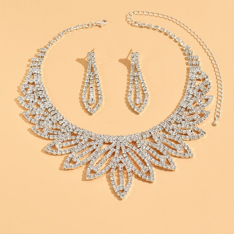 Women's Jewelry Set Noble Ladies Crystal Stone Banquet Wedding Dress Accessories Necklace Earrings Two Piece Set_voghion.com