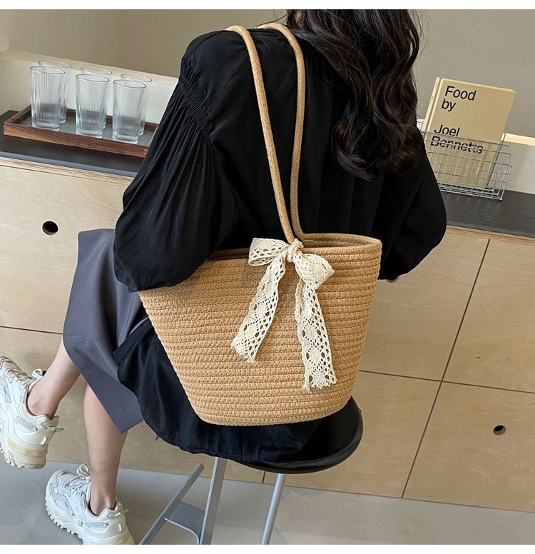 Borsa da spiaggia per le vacanze Instagram Tote fatta a mano intrecciata ad alta capacità per l'inizio della primavera 2024 per le donne_voghion.com