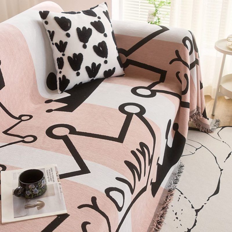 Pink Flannel Non-Slip Sofa Throw All-Season Universal Full-Cover One-Piece Design_voghion.com