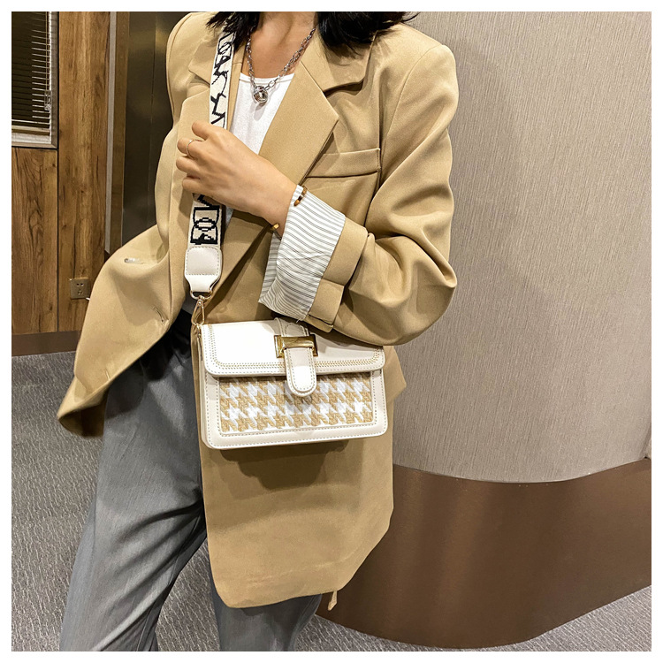 2023. gada populārā jaunā korejiešu sieviešu universālā modes plecu platjoslas rokas pavadzīmes plecu soma_voghion.com