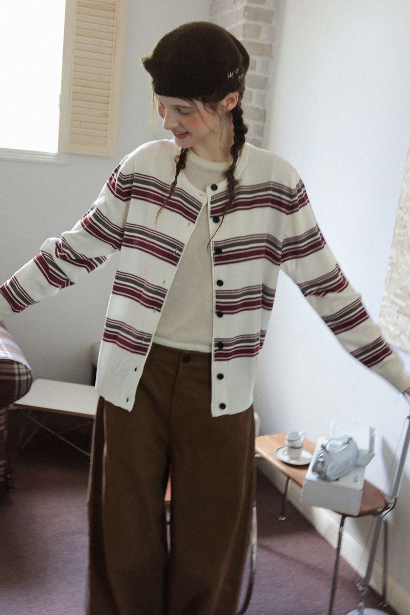 Farbig gestreifte Strickjacke aus weicher Kaschmirmischung für Damen_voghion.com