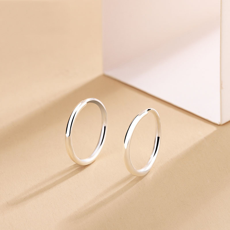 Sterling VENUS Sier Orecchini a cerchio piccoli per le donne Temperamento Gioielli alla moda 2023 Nuovi anelli Dropshi_voghion.com