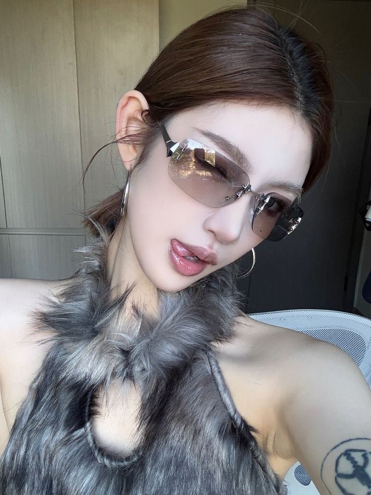 LazyZoom European And American Frameless XINGX Women's Square Round Face Slimming Retro Millennium Gyaru Y2g Box Sunshade_voghion.com