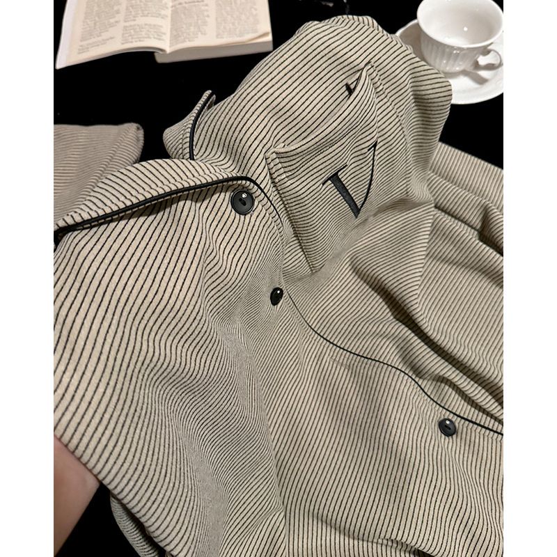 Damenbekleidung V leichter Luxus-Pyjama für Paare, superweich, doppelseitig, deutscher Samt-Pyjama, lange Ärmel, warme und bequeme Hauskleidung für Herbst und Winter_voghion.com