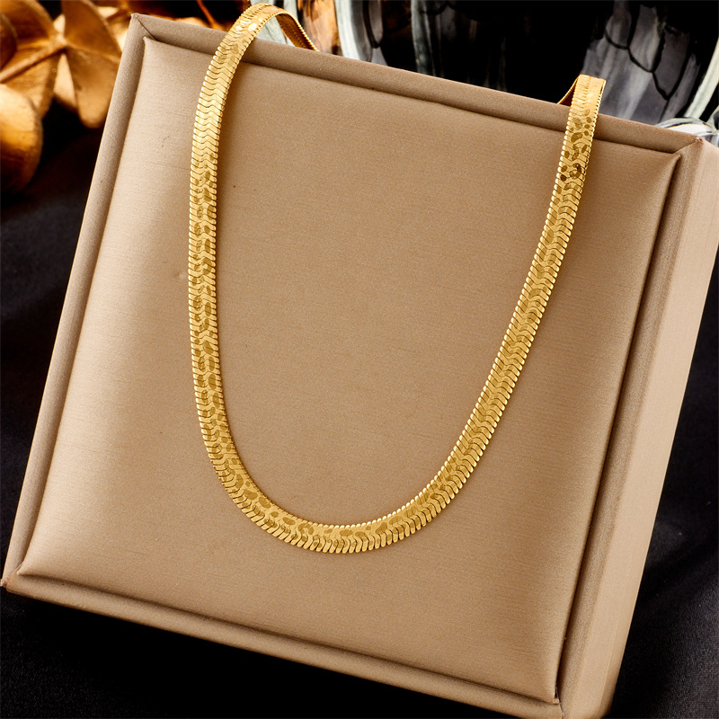 Niche fashion simple design titanium steel gold-plated braided print snake bone chain necklace bracelet metal jewelry set_voghion.com