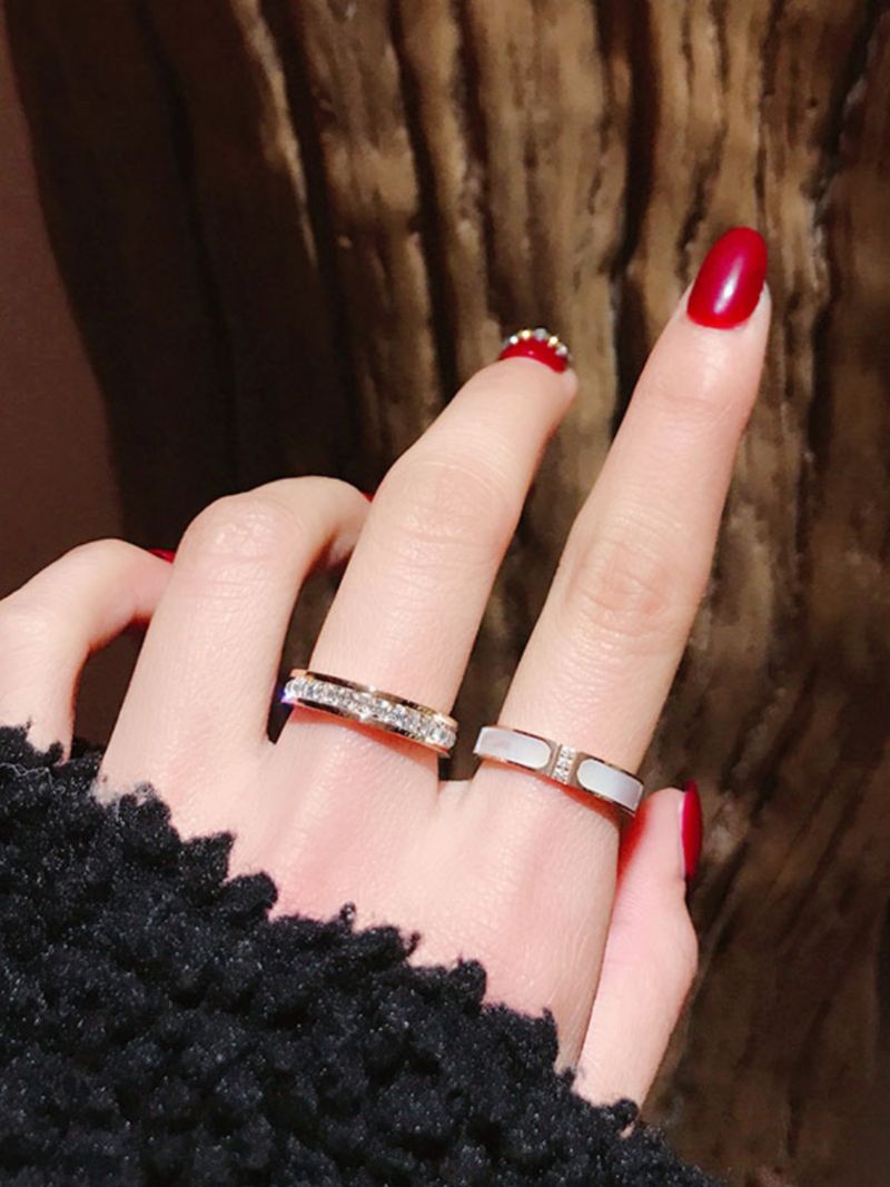 Acciaio al titanio resistente allo sbiadimento per il design di nicchia Instagram femminile, anello per indice semplice, anello di coppia fresco e personalizzato_voghion.com
