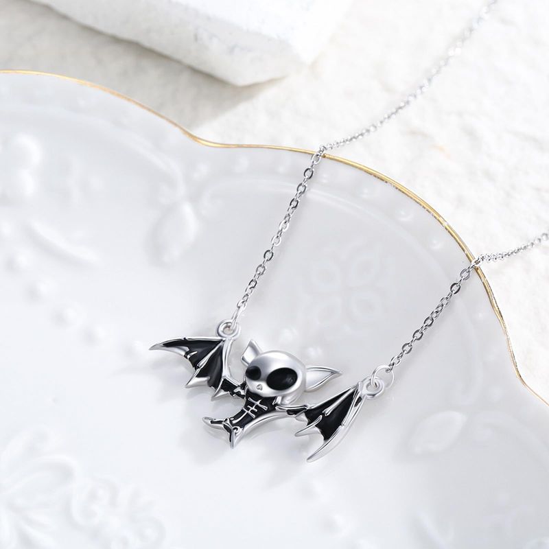 Neue persönliche Halloween-Halskette, vielseitiger, kreativer Gothic-Totenkopf-Fledermaus-Anhänger, Schlüsselbeinkette, Halloween-Geschenk_voghion.com