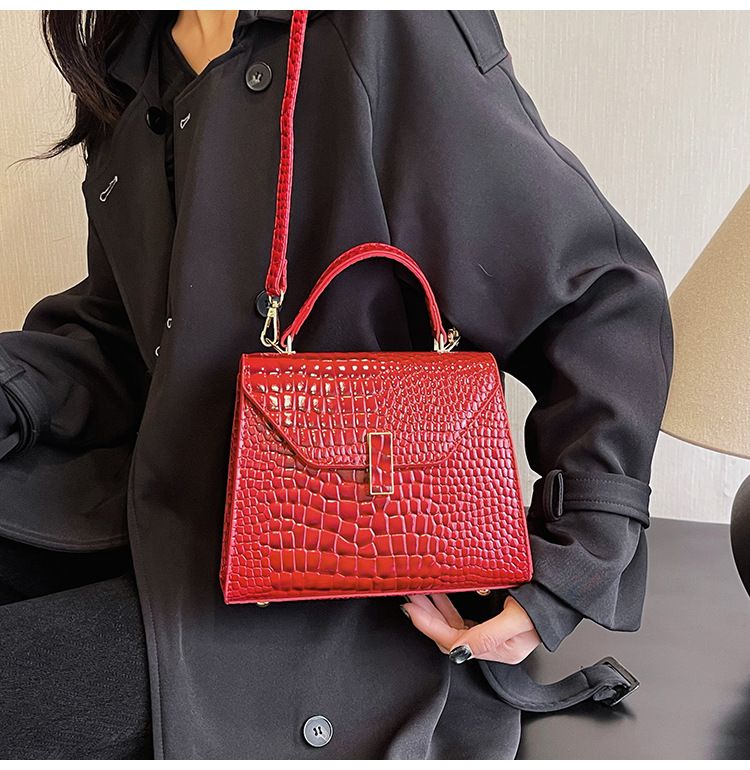 Sac à main en cuir laqué de grande capacité pour femmes, motif de pierre, épaule unique diagonale, vent croisé, nouvelle collection automne/hiver 2023_voghion.com