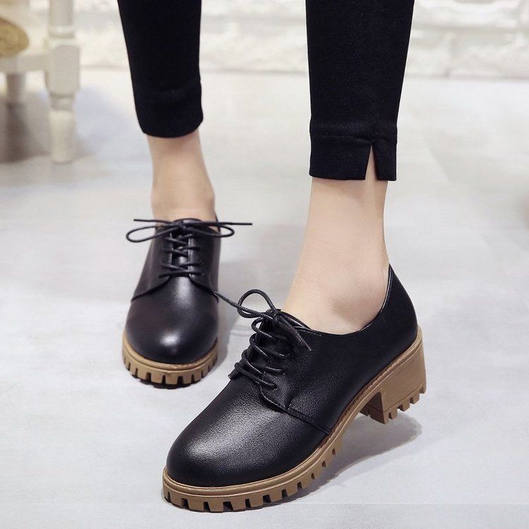 SHLIANG New Women's Leather Shoes Fashion Lock Shoes Thick Bottom Casual Shoes Solid Color Breathable Ankle Boot For Women Y0311_voghion.com