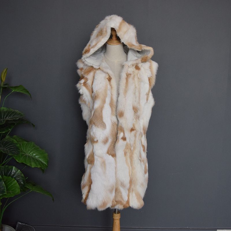 Abbigliamento da donna in vera pelliccia di coniglio_voghion.com