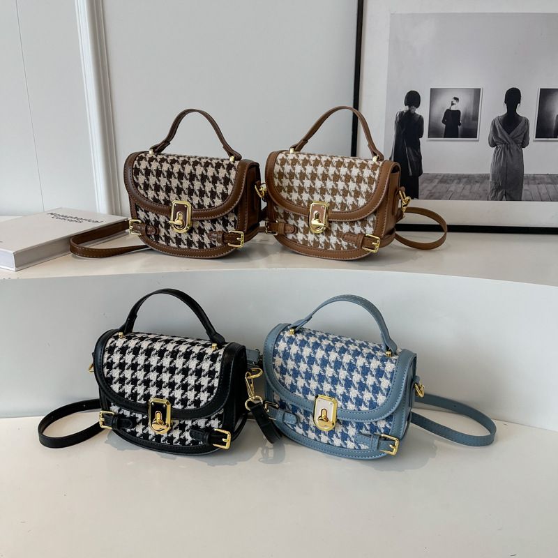 Beibei Shangpin 2023 Herbst/Winter Neue Mode Tausend Vogel Gitter Kontrast Sattel Vielseitig Handheld Eine Schulter_voghion.com