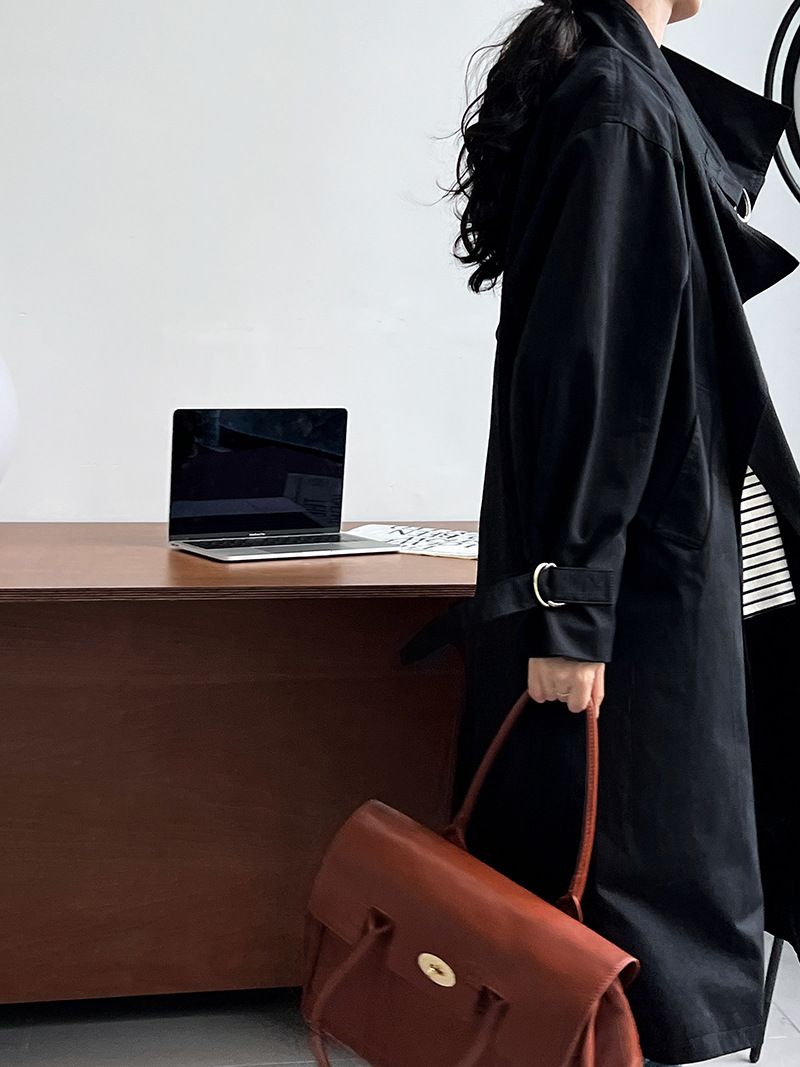 Elegant British-Style Long Trench Coat For Women – Minimalist & Luxurious Knee-Length Overcoat With Adjustable Belt, Pure Cotton, Black & Light Beige_voghion.com