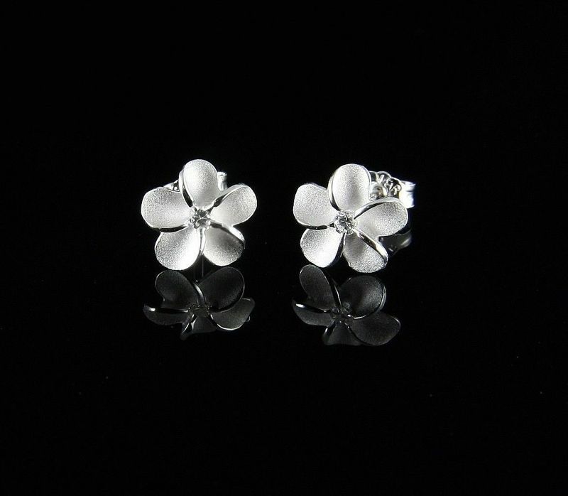 STERLING SILVER 925 HAWAIIAN PLUMERIA FLOWER STUD POST EARRINGS 10MM Gift Box_voghion.com