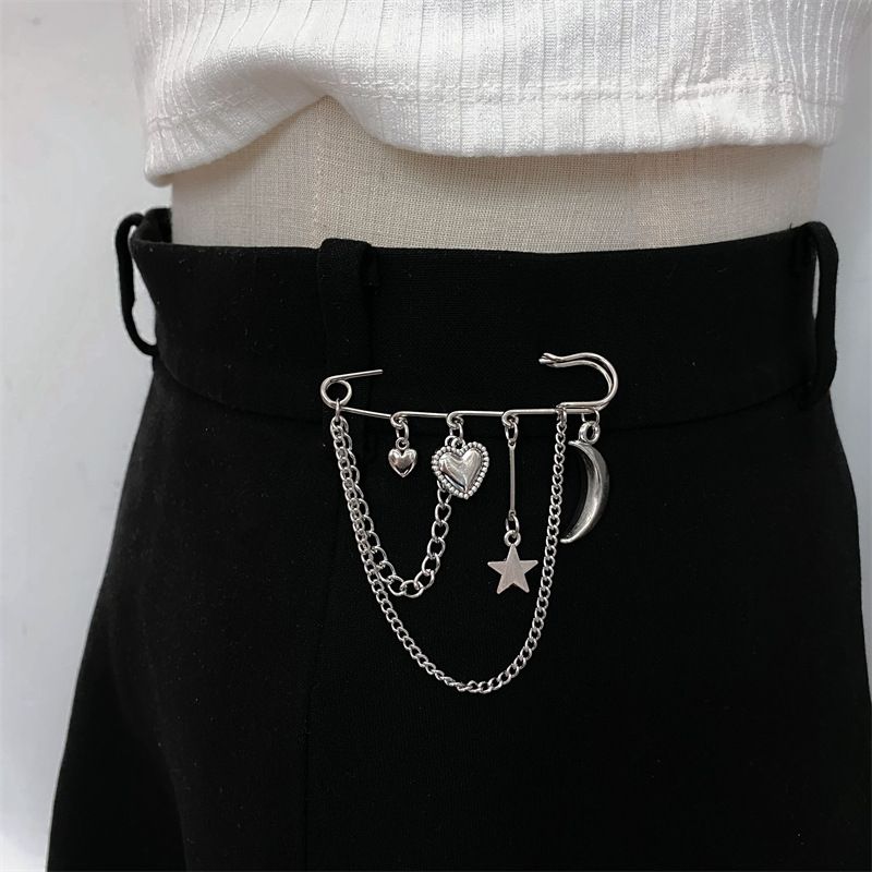 Herz Crescent Star Brosche Persönlichkeit Quaste Mond Anzug Kleidung Hut Dekoration Pin Trendy_voghion.com