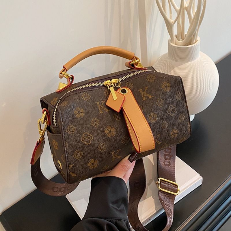 Borsa a tracolla versatile con cuscino elegante Boston, nuova moda 2025, di alta qualità per le donne_voghion.com