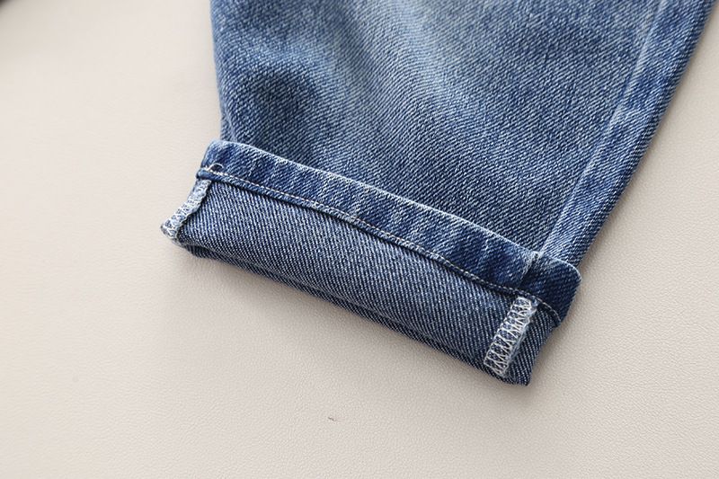 Gestreifter langärmeliger Jeans-Overall für Jungen im Herbst 2024, Neuware, zweiteiliger Baby-Overall mit dreidimensionalem Cartoon-Muster_voghion.com